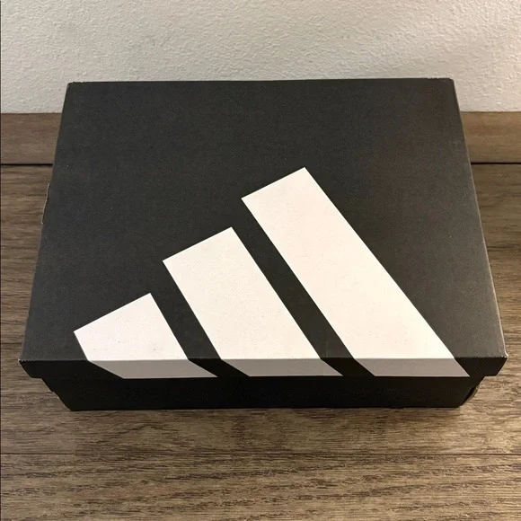 NIB [Adidas] Cloudfoam Pure Athletic Activewear Sneakers in White Women's 5.5